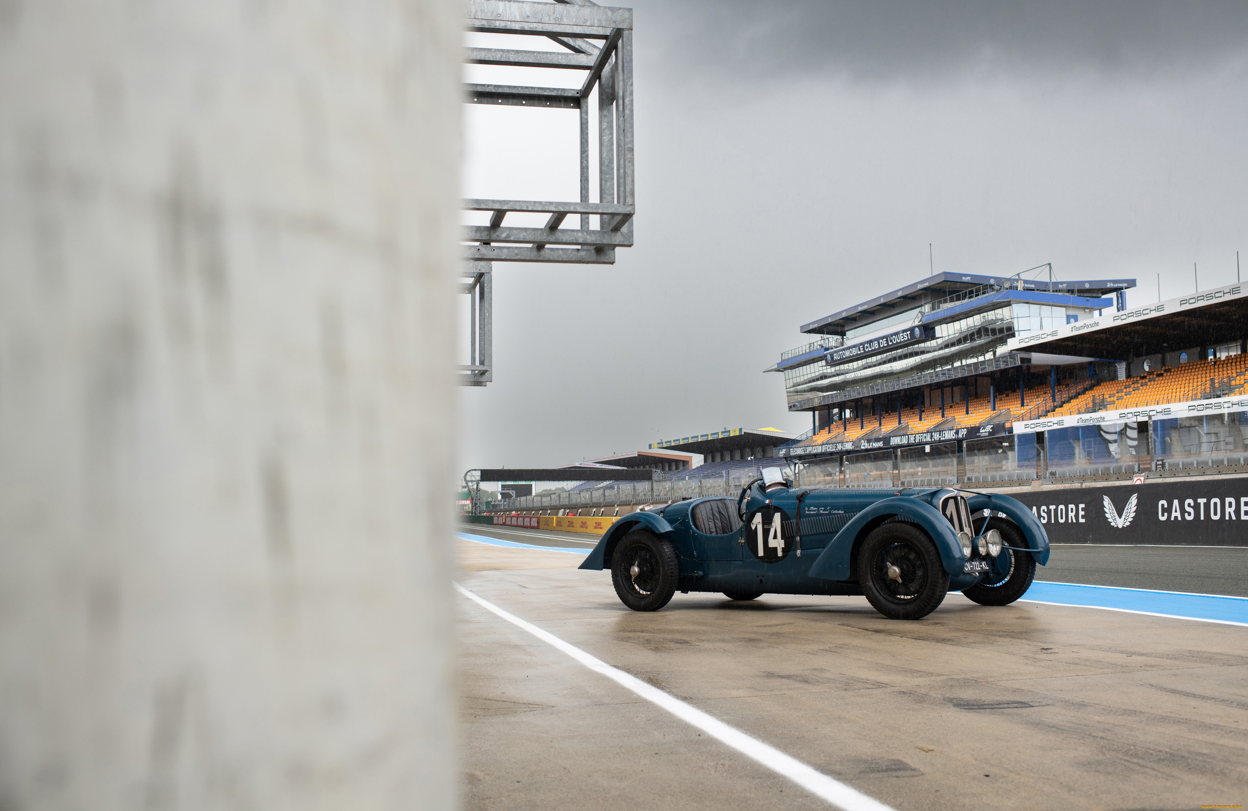 ����������, delahaye